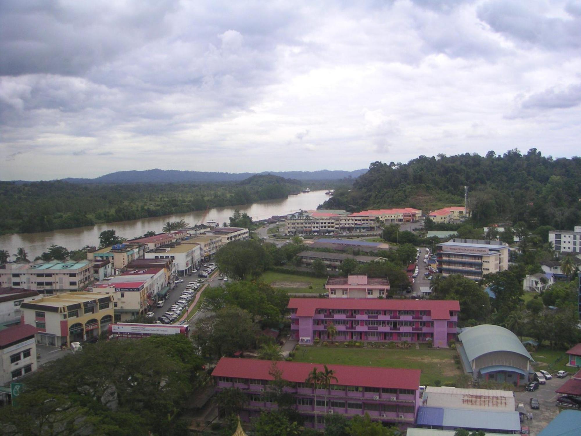 Purnama Hotel Limbang Exteriér fotografie