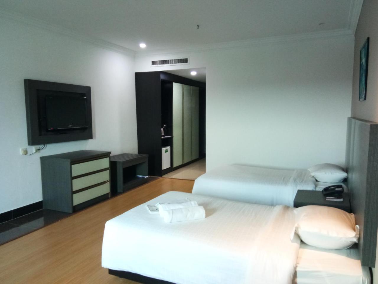 Purnama Hotel Limbang Exteriér fotografie